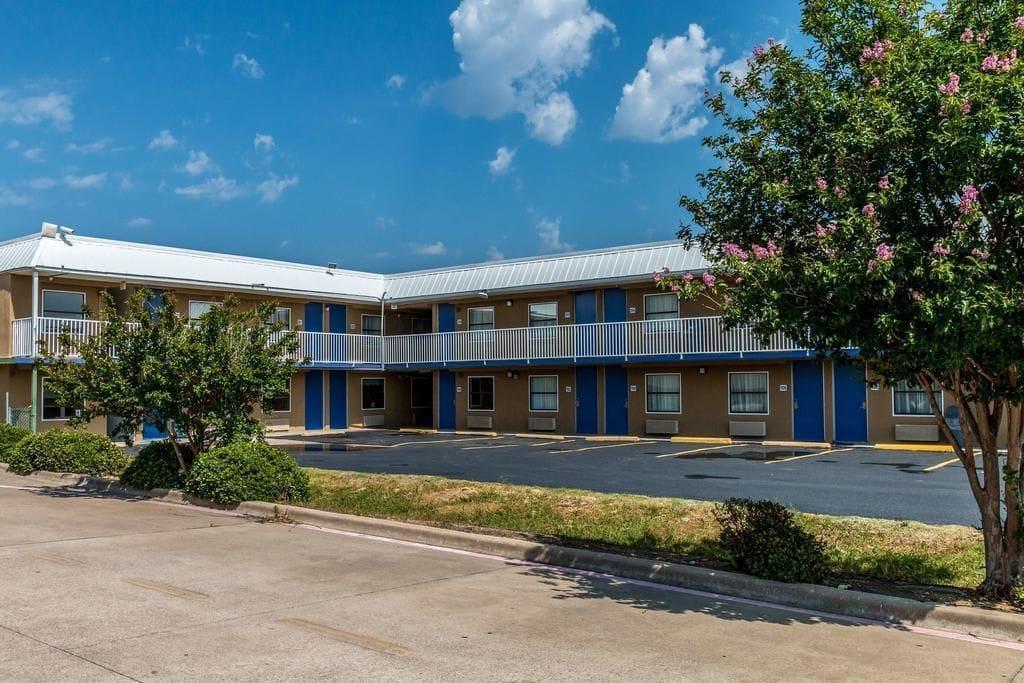Econo Lodge Mineral Wells Buitenkant foto