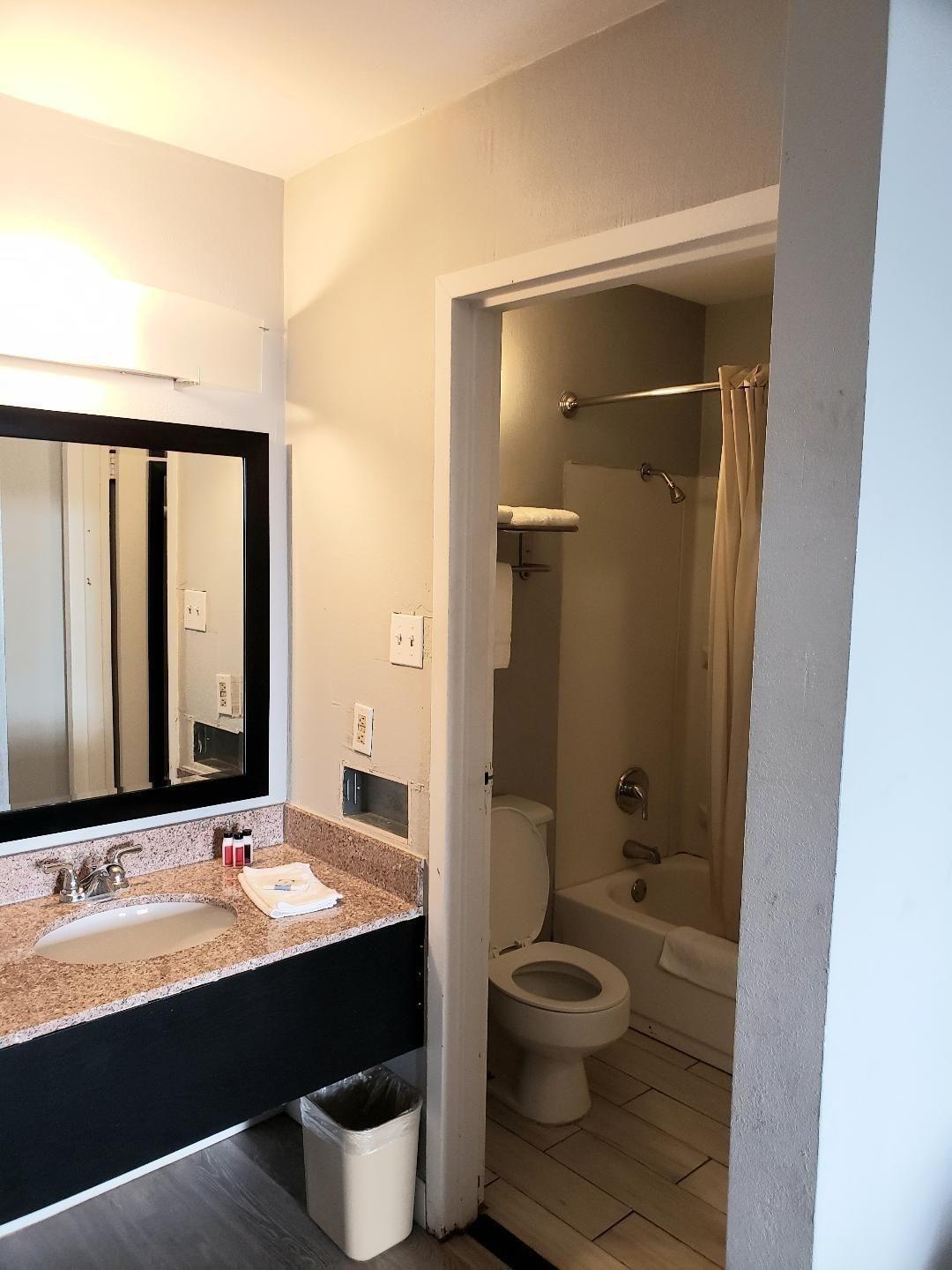 Econo Lodge Mineral Wells Buitenkant foto