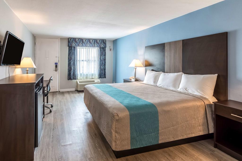 Econo Lodge Mineral Wells Buitenkant foto